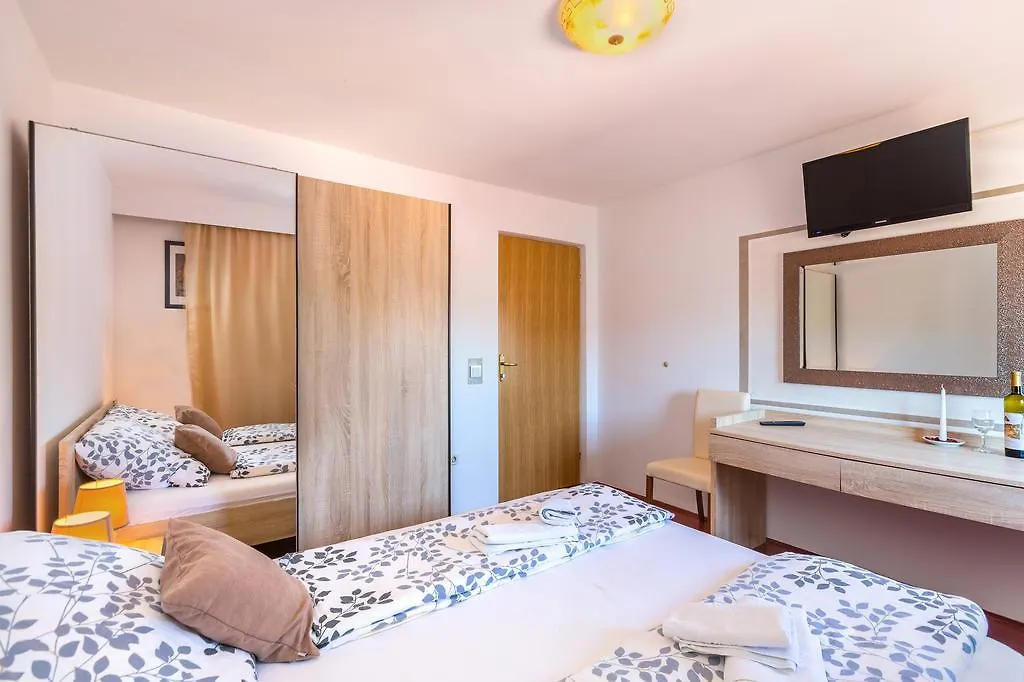 Bed & Breakfast La Fontana Medulin